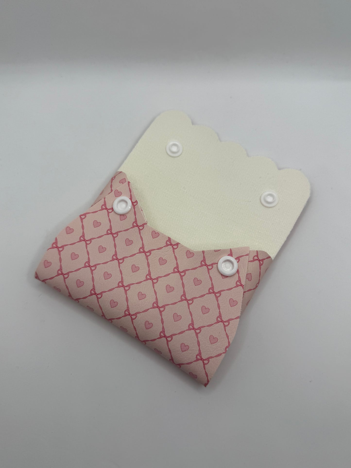 Mini Snap Pouch - Heart Bows