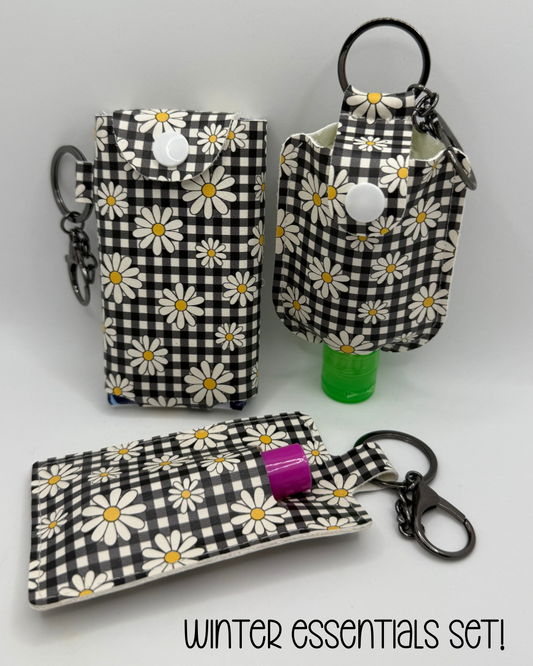Winter Essentials Keychain Bundle - Daisy Gingham